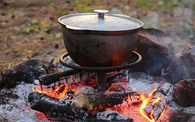 Paracletos | Morte na Panela 